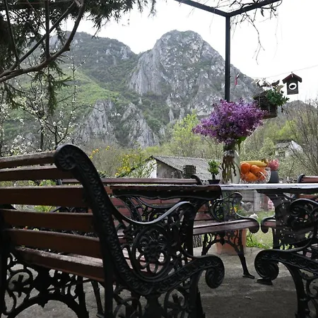 Appartamento Canyon Matka - Unique Place For *